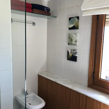 Atico En La Playa De Canelas Con Vistas Y Terrazas Exclusivo *